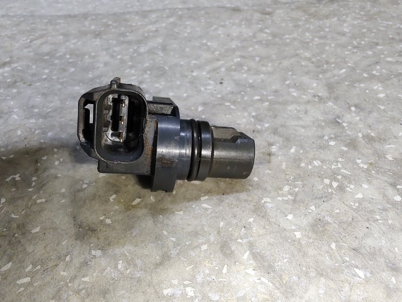 Датчик положения распредвала MITSUBISHI LANCER X 10 07-15 2.0 4B11 Датчик положения распредвала MITSUBISHI LANCER X 10 07-15 2.0 4B11