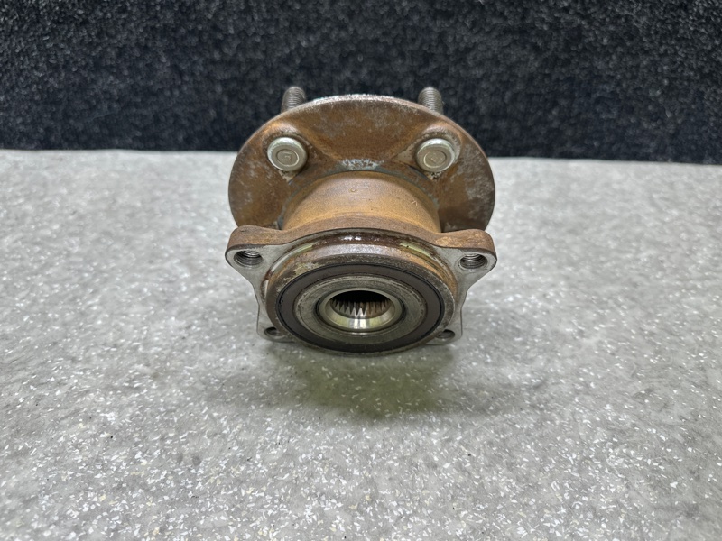 Ступица задняя MITSUBISHI OUTLANDER XL 05-13