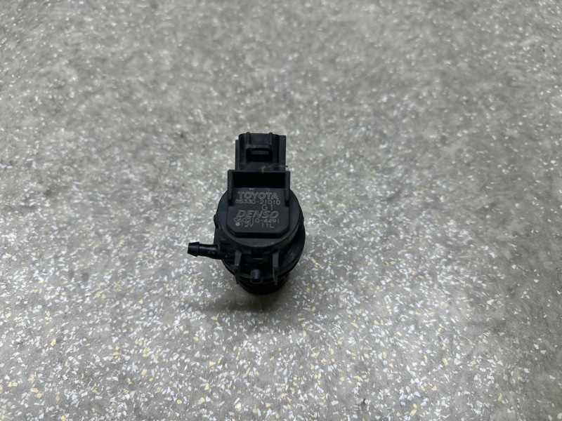 Насос омывателя стекла PRIUS - 30 09-17