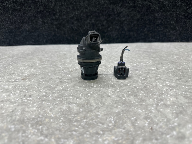 Насос омывателя стекла PRIUS - 30 09-17