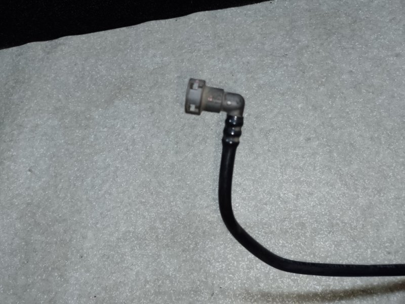 Трубка топливная HUMMER H3 05-10 L52 3.5 L