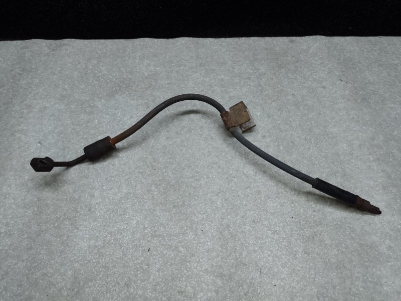 Запчасть шланг тормозной передний правый HUMMER H3 05-10 2006 L52 3.5 L 22824123 Б/У Шланг тормозной передний правый HUMMER H3 05-10 2006 L52 3.5 L 22824123 Б/У