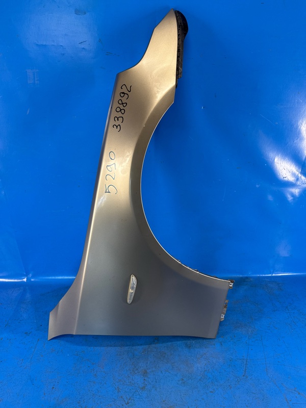 Крыло переднее правое BMW 5 SERIES 03-10 2007 N52B30A 41 35 7 111 430 Б/У