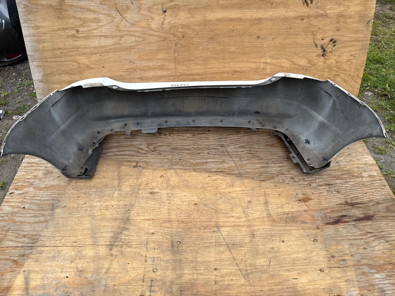 Бампер задний PRIUS - 20 03-11 Бампер задний PRIUS - 20 03-11