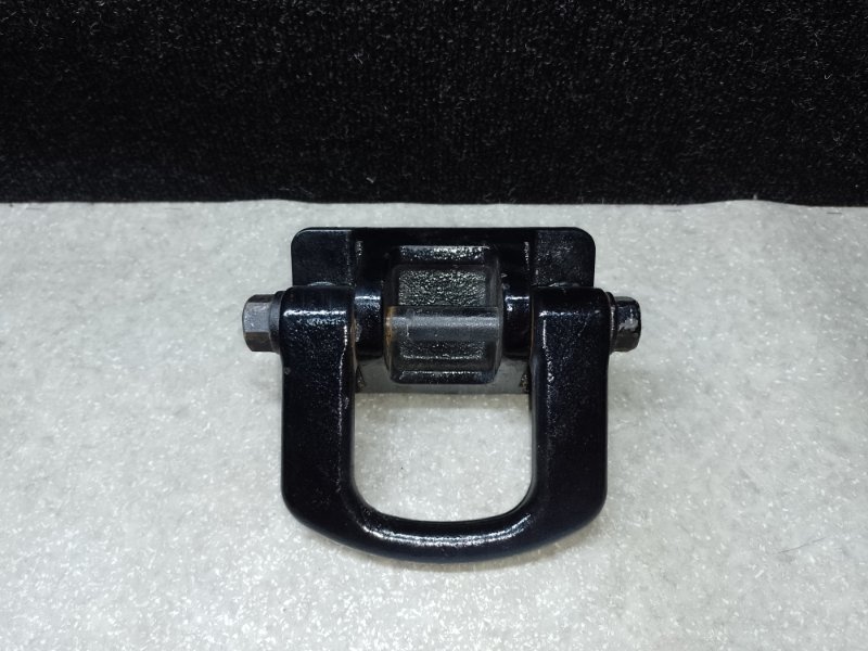 Запчасть петля буксировочная HUMMER H3 05-10 2006 L52 3.5 L 15817909 Б/У Петля буксировочная HUMMER H3 05-10 2006 L52 3.5 L 15817909 Б/У