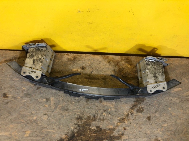 Усилитель переднего бампера LEXUS LS500 18-