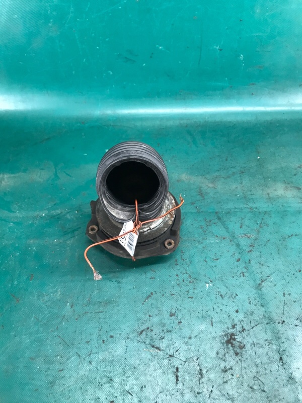 Опора амортизатора передняя VOLKSWAGEN JETTA USA 10-17 2015 Седан 2.0 1K0 412 331 B Б/У