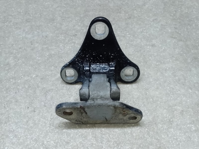 Петля двери багажника HUMMER H3 05-10 2006 L52 3.5 L 15288342 Б/У