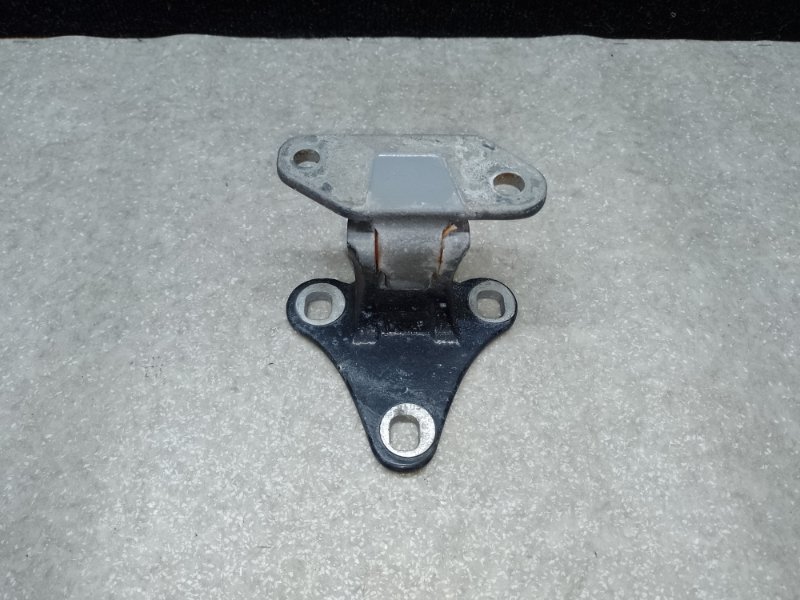 Петля двери багажника HUMMER H3 05-10 2006 L52 3.5 L 15288342 Б/У