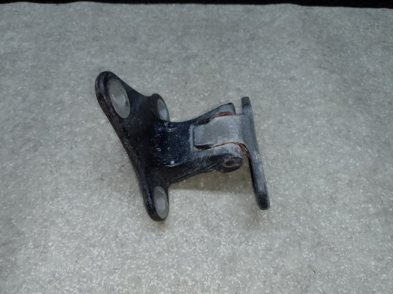 Петля двери багажника H3 05-10 2006 L52 3.5 L