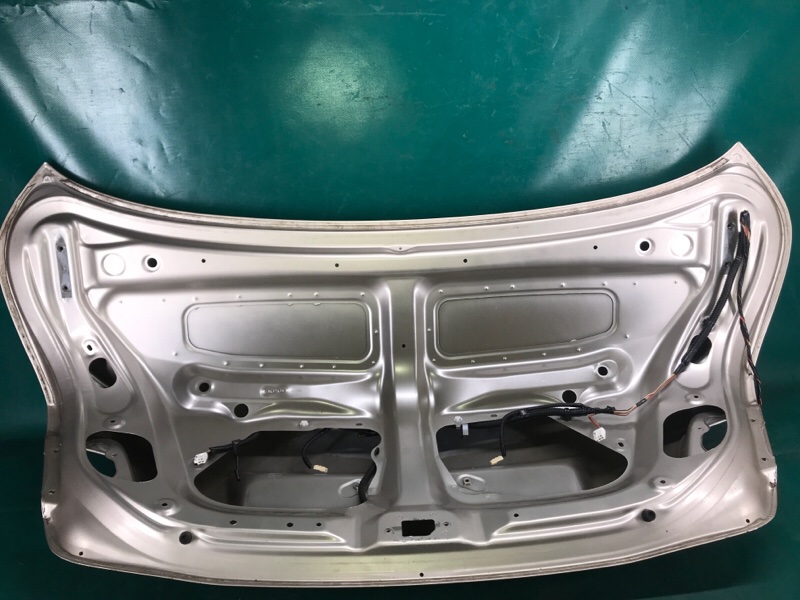 Крышка багажника TOYOTA CAMRY 40 06-11 2.4 2AZFE