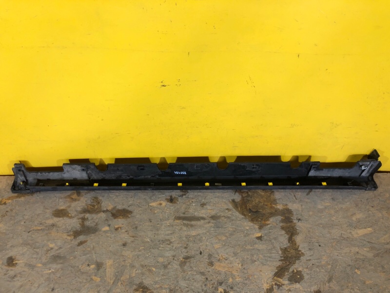 Накладка порога наружная левая KONA OS 17-23