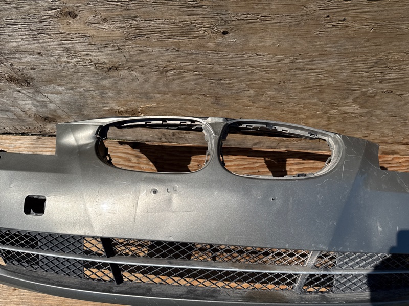 Бампер передний BMW 5 SERIES 03-10 N52B30A Бампер передний BMW 5 SERIES 03-10 N52B30A