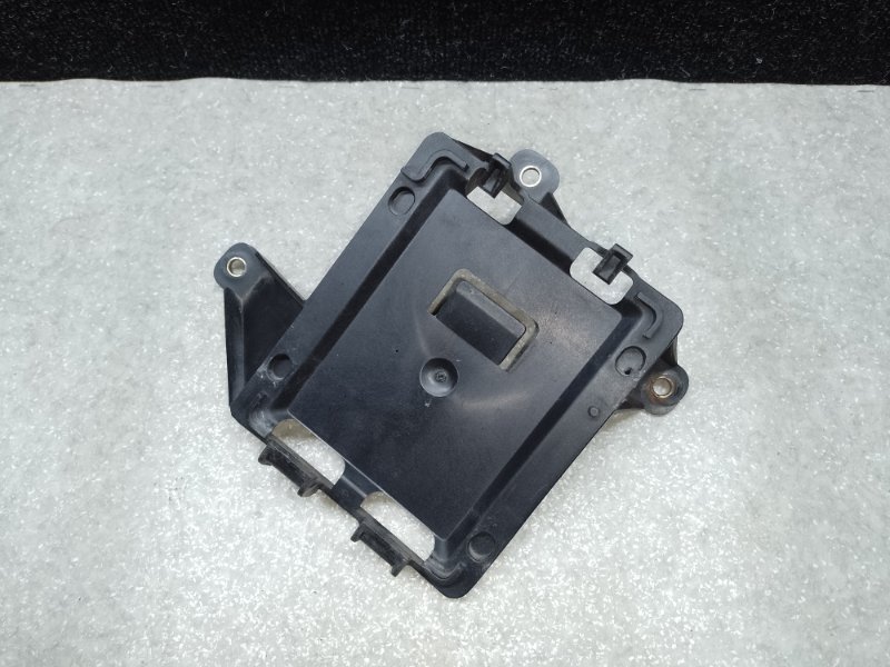 Кронштейн HUMMER H3 05-10 2006 L52 3.5 L 15200881 Б/У