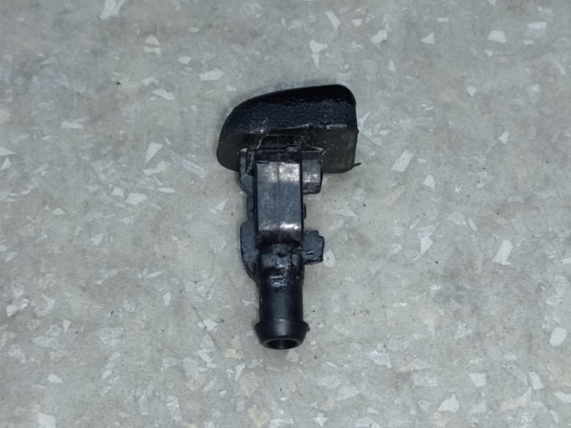 Форсунка омывателя стекла передняя HUMMER H3 05-10 L52 3.5 L