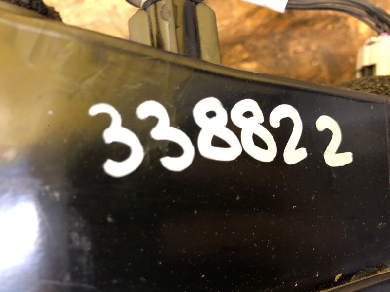 Фонарь внутренний левый MUSTANG MACH-E 19-