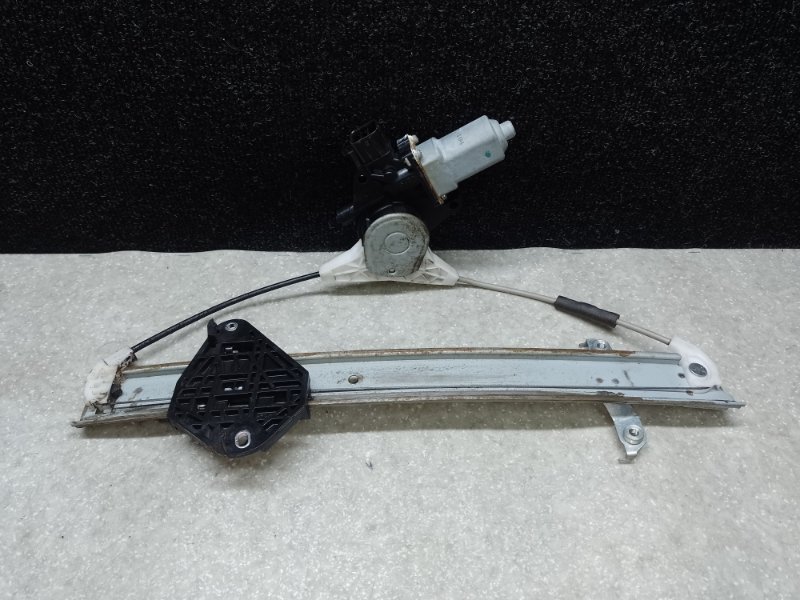 Стеклоподъемник задний левый SUBARU FORESTER 12-19 2015 2.5 FB25B 61042SG210 Б/У