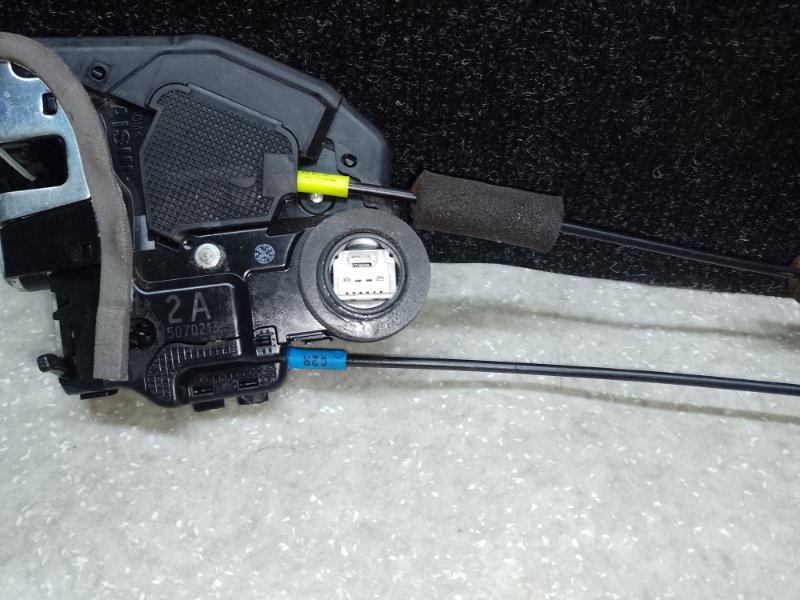 Замок двери задний левый FORESTER 12-19 2015 2.5 FB25B