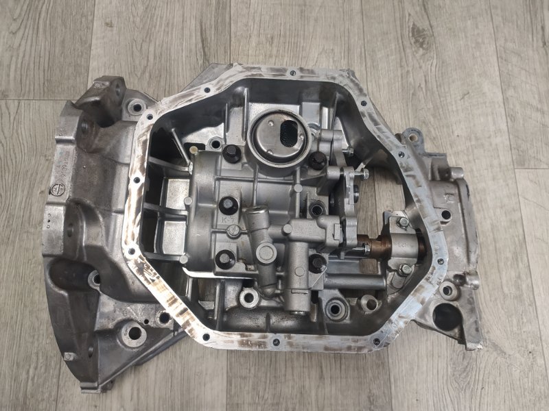 Поддон двигателя NISSAN NV200 USA 13- 2019 2.0 MR20DE 11110-CK80C Б/У