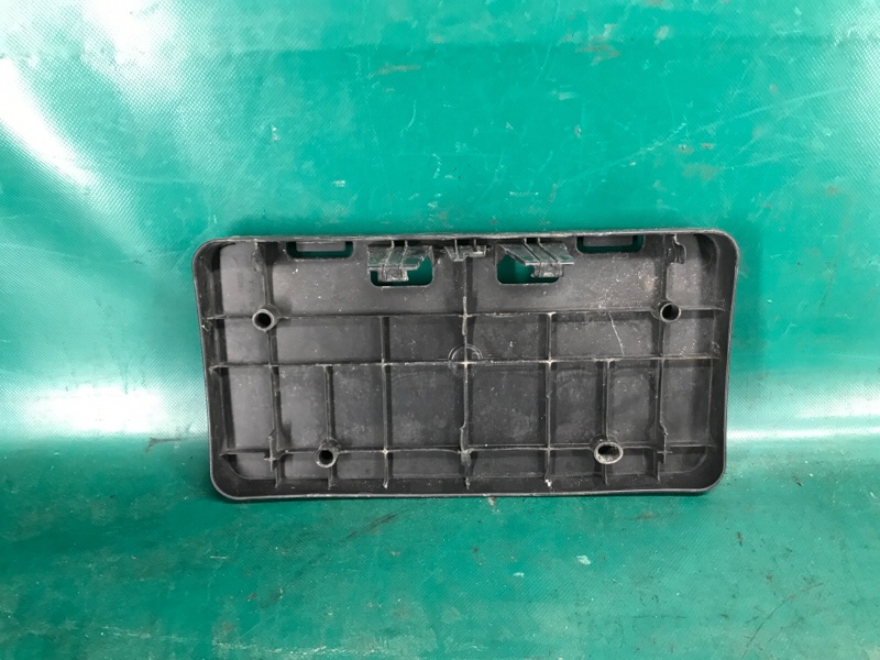 Площадка номерного знака передняя CAMRY 40 06-11 2008 2.4 2AZFE