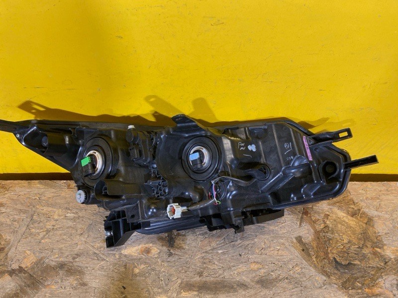 Фара левая QASHQAI/ROGUE SPORT 14-