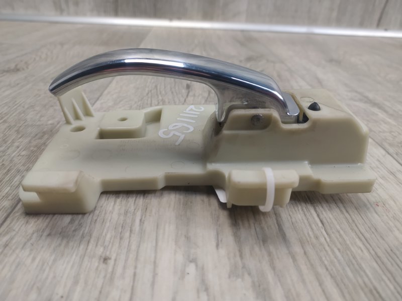 Ручка двери внутренняя передняя левая PATRIOT 10-17 MK74 Ручка двери внутренняя передняя левая PATRIOT 10-17 MK74