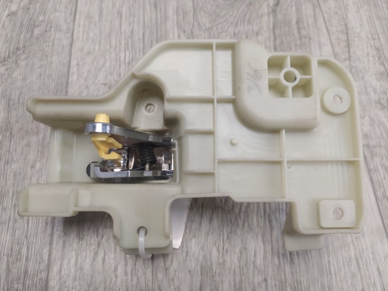 Ручка двери внутренняя передняя левая PATRIOT 10-17 MK74 Ручка двери внутренняя передняя левая PATRIOT 10-17 MK74