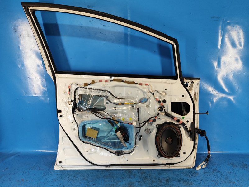 Дверь передняя левая PRIUS - 30 09-17 Дверь передняя левая PRIUS - 30 09-17