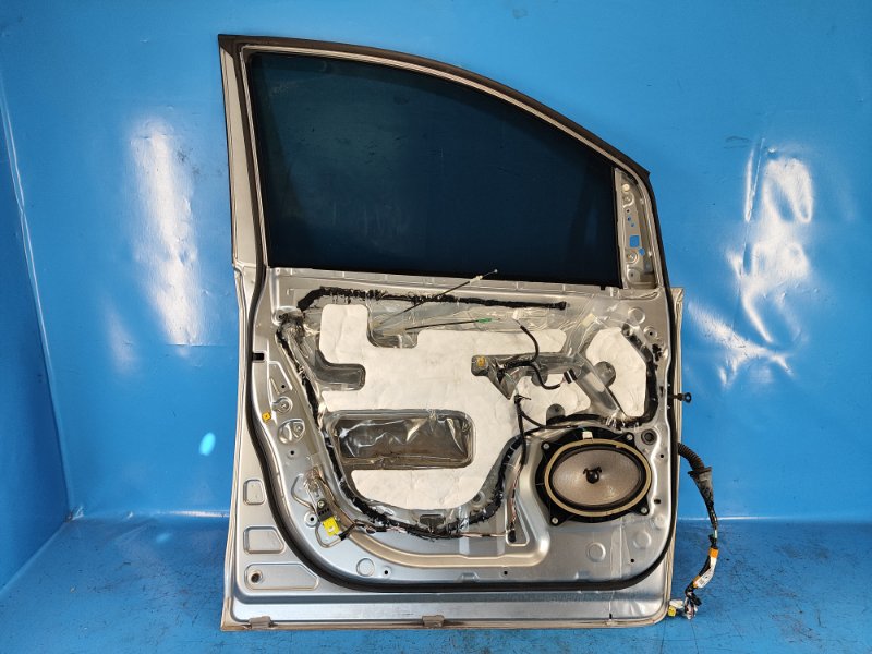 Дверь передняя левая SIENNA 11-16 2015 3.5 2GR-FE Дверь передняя левая SIENNA 11-16 2015 3.5 2GR-FE