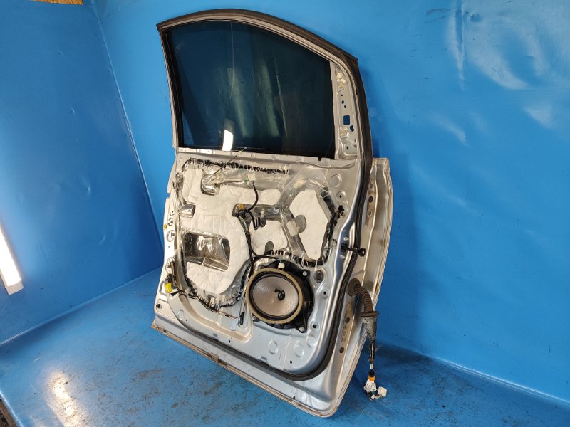 Дверь передняя левая SIENNA 11-16 2015 3.5 2GR-FE Дверь передняя левая SIENNA 11-16 2015 3.5 2GR-FE