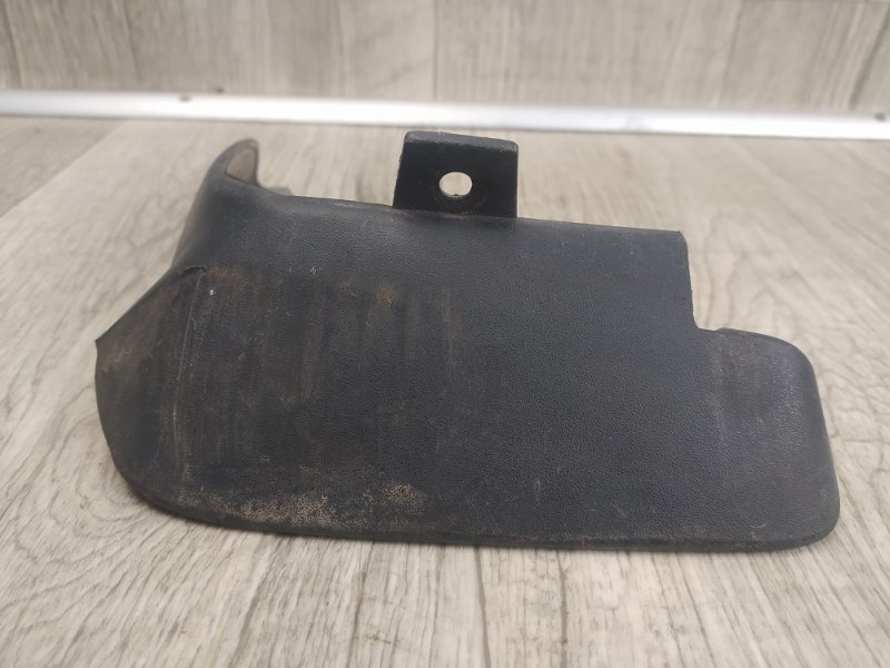 Брызговик задний левый NV200 USA 13- 2020 M20XUS 2.0 MR20DE