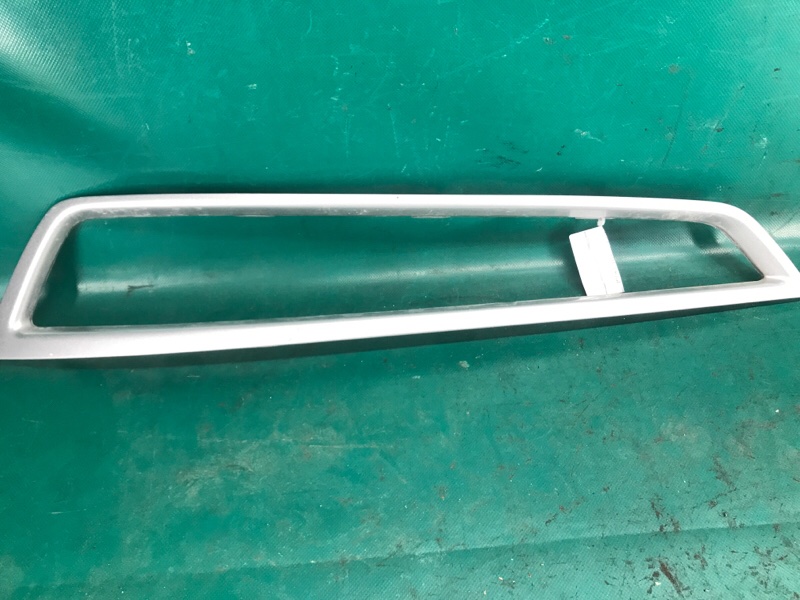 Накладка бампера передняя правая ACURA MDX (YD2) 06-13 2012 3.7 J37A1 71104-STX-A00 Б/У