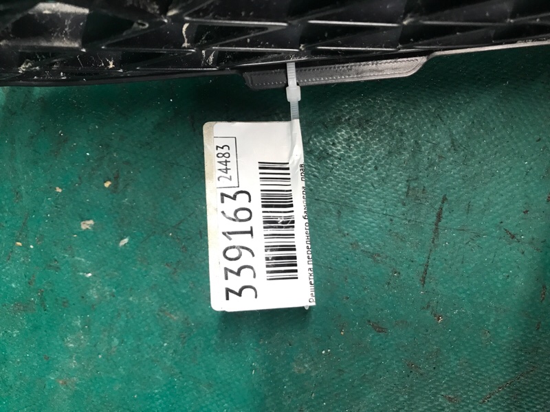 Решетка переднего бампера правая ACURA MDX (YD2) 06-13 3.7 J37A1