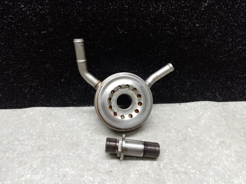 Теплообменник масляного фильтра NISSAN JUKE 10-19 HR16 21305-1KA1A Б/У