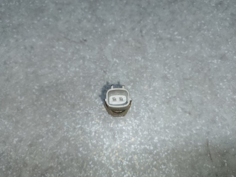 Датчик температуры охлаждающей жидкости JUKE 10-19 HR16