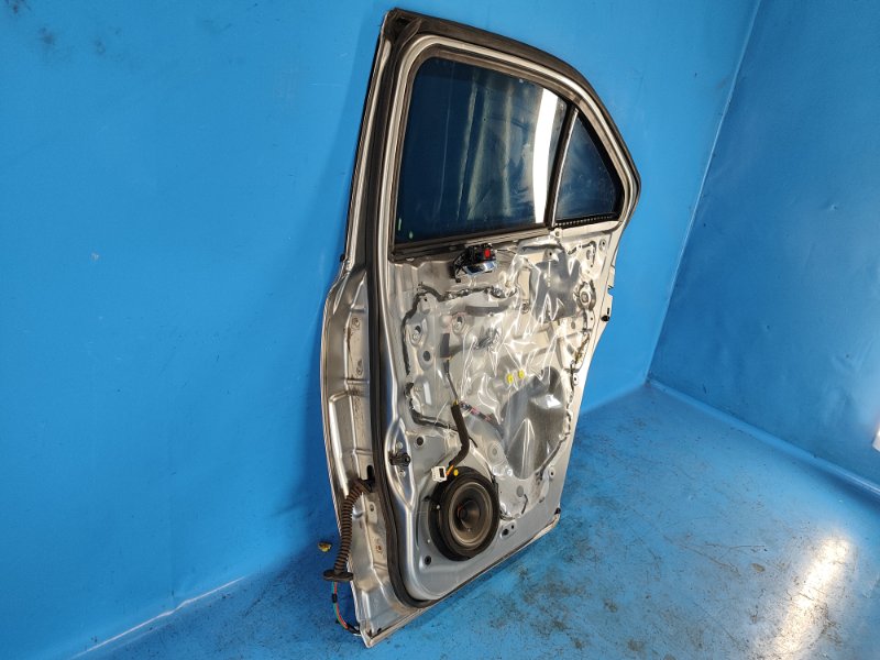 Дверь задняя правая KIZASHI 09-14 2010 J24B