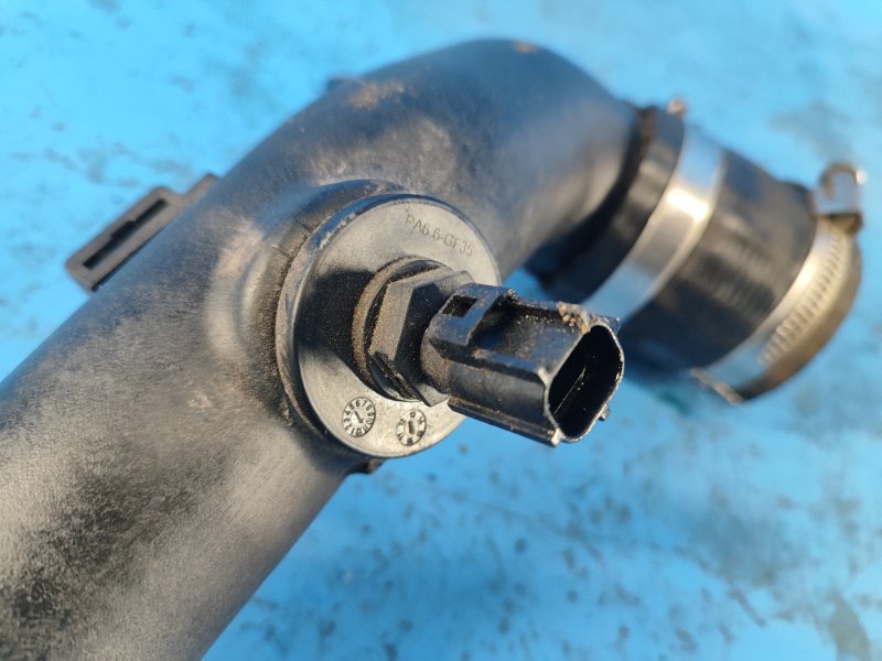 Патрубок интеркулера FORD ESCAPE 12-19 T15HDTX Патрубок интеркулера FORD ESCAPE 12-19 T15HDTX