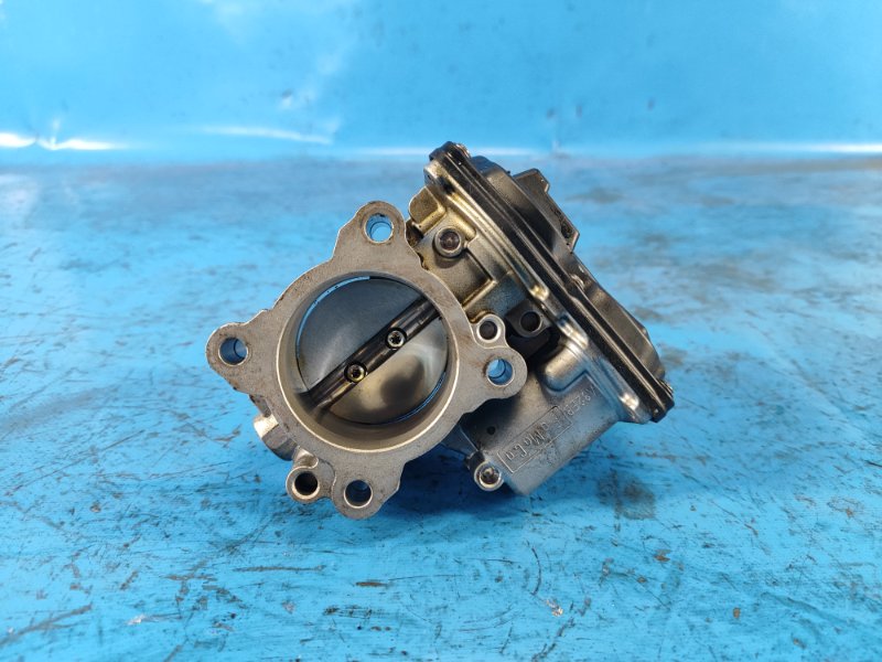 Дроссельная заслонка FORD ESCAPE 12-19 2017 T15HDTX DS7Z-9E926-B Б/У