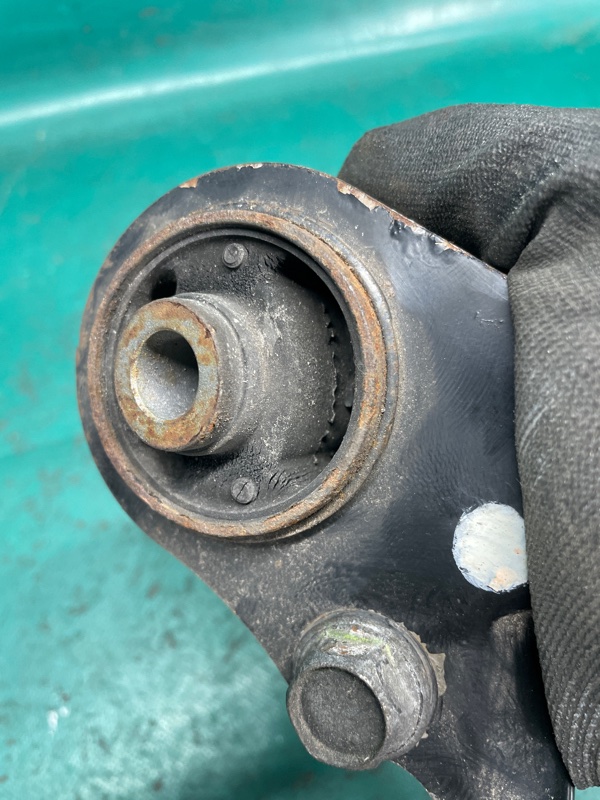 Кронштейн редуктора задний NISSAN X-TRAIL/ROGUE T32 13-20 2.5 QR25DE