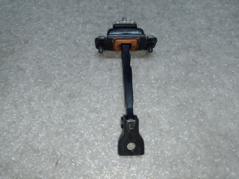 Ограничитель двери задний левый HYUNDAI ELANTRA AD 16- 2016 2.0 G4NH 79480-F2000 Б/У