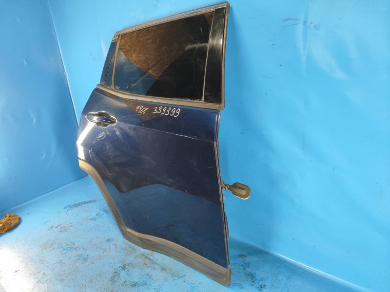 Дверь задняя правая JEEP COMPASS 17-21 2.4 EDD Дверь задняя правая JEEP COMPASS 17-21 2.4 EDD