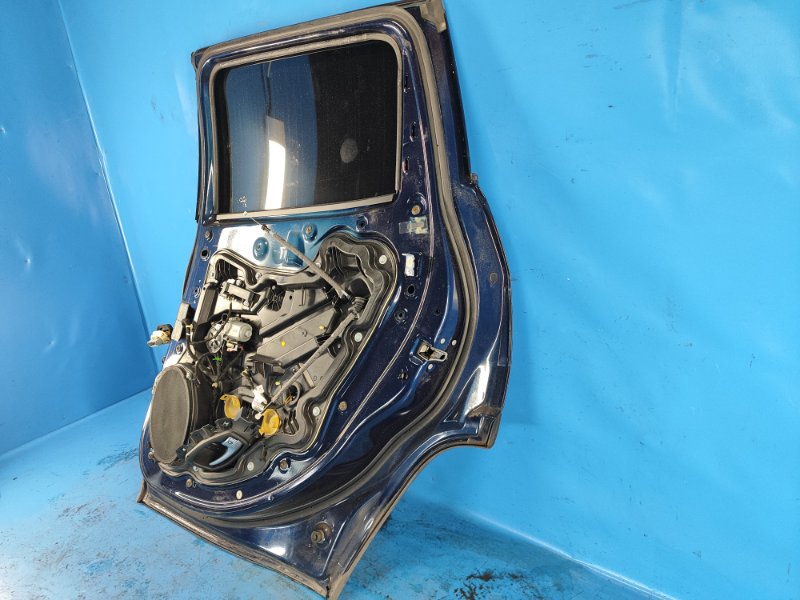 Дверь задняя правая COMPASS 17-21 2018 2.4 EDD Дверь задняя правая COMPASS 17-21 2018 2.4 EDD