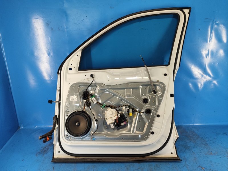 Дверь передняя правая TIGUAN 08-17 2017 2.0 CCTA