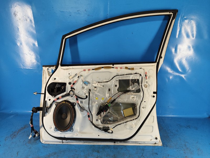 Дверь передняя правая PRIUS - 30 09-17 Дверь передняя правая PRIUS - 30 09-17