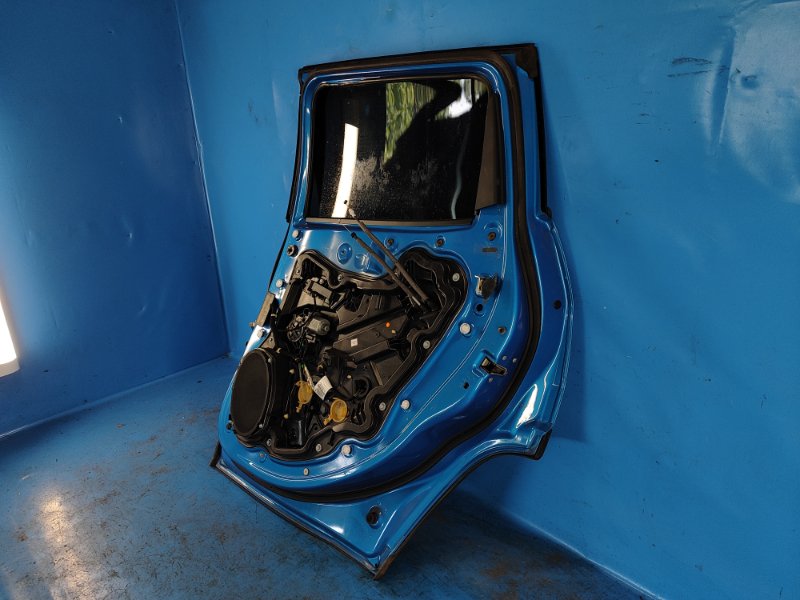 Дверь задняя правая COMPASS 17-21 2018 2.4 EDD Дверь задняя правая COMPASS 17-21 2018 2.4 EDD