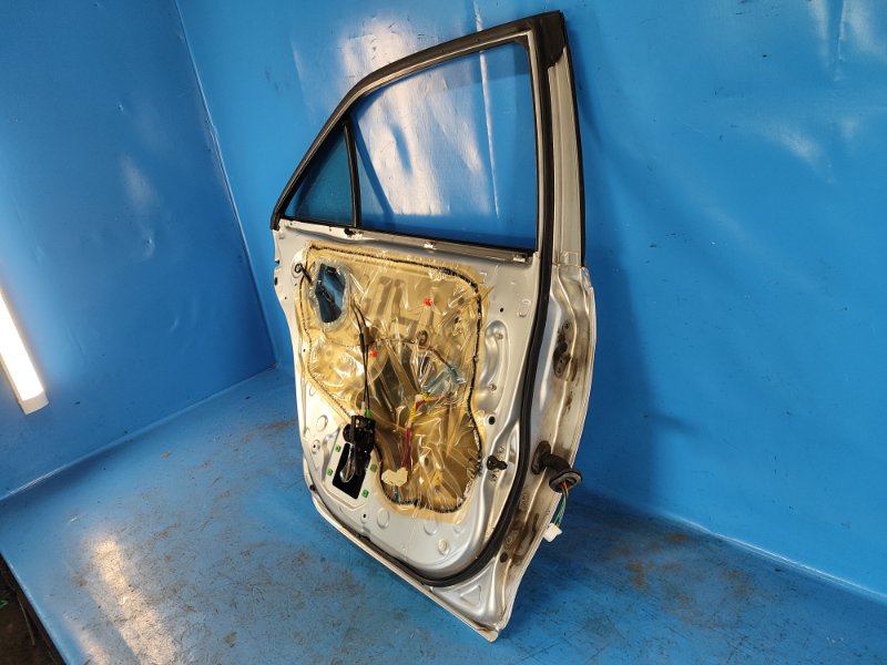 Дверь задняя левая CAMRY 40 06-11 2007 2.4 2AZFXE Дверь задняя левая CAMRY 40 06-11 2007 2.4 2AZFXE
