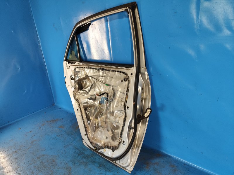 Дверь задняя левая COROLLA 150 06-13 Дверь задняя левая COROLLA 150 06-13