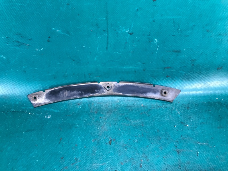 Кронштейн заднего бампера правый FX S50 03-08 2003 VK45DE