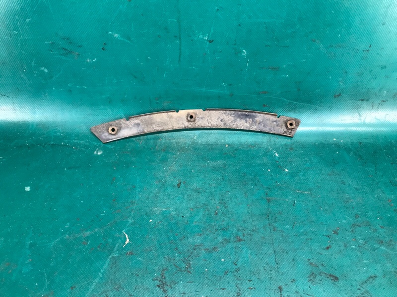 Кронштейн заднего бампера левый FX S50 03-08 2003 VK45DE