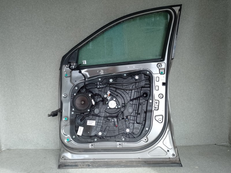 Дверь передняя правая SORENTO UM 14- 2015 2.4 G4KJ Дверь передняя правая SORENTO UM 14- 2015 2.4 G4KJ